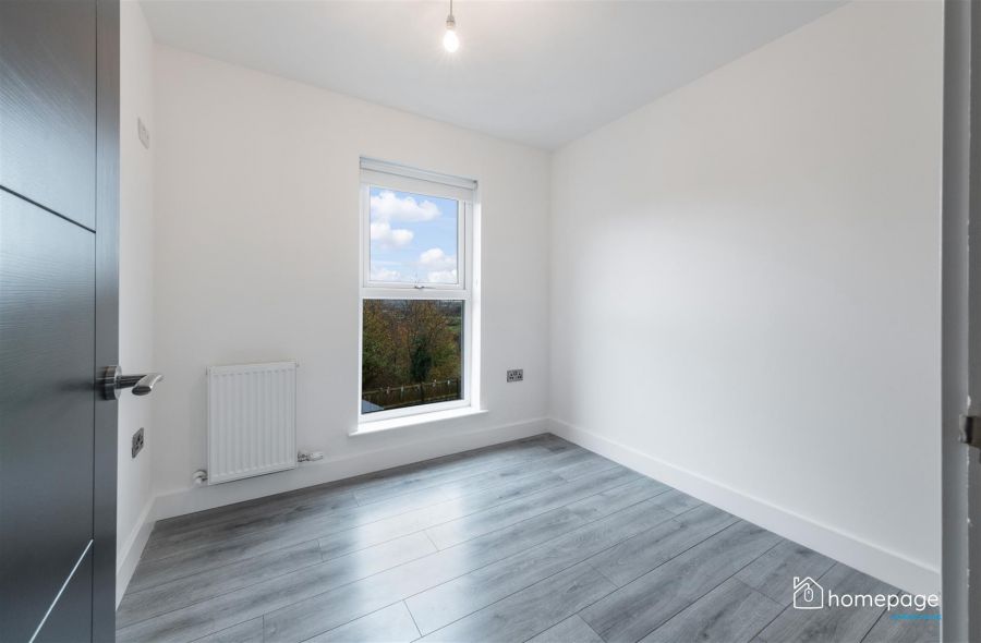 10 Castlecroft Drive