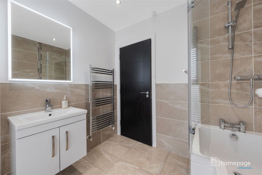 10 Castlecroft Drive