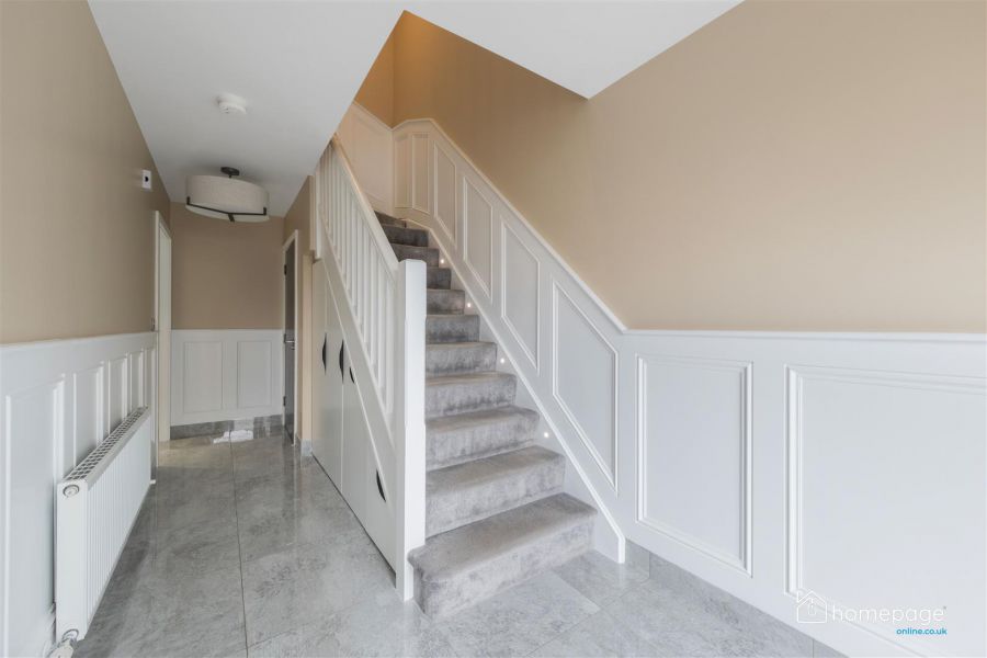 10 Castlecroft Drive