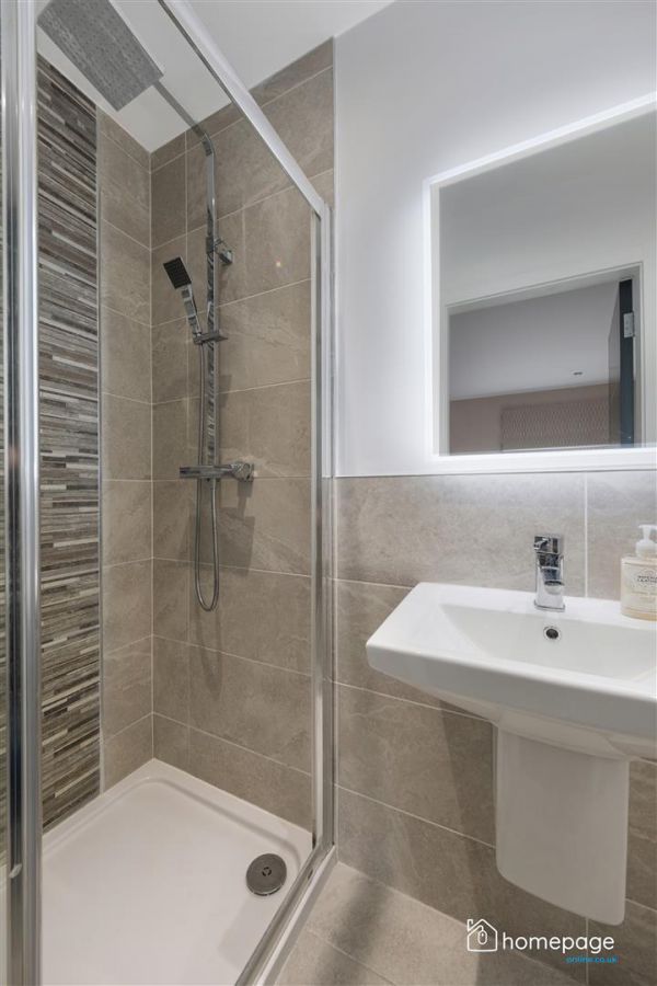 10 Castlecroft Drive