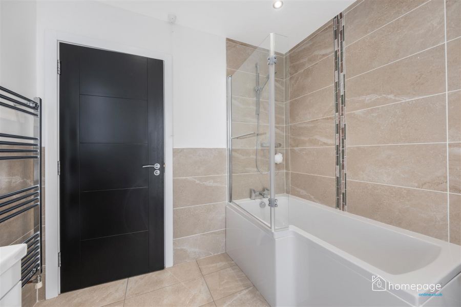 10 Castlecroft Drive