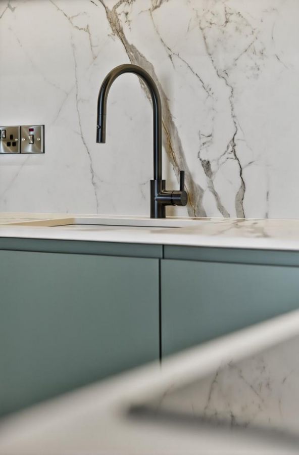 Site 11, Six West The Promenade