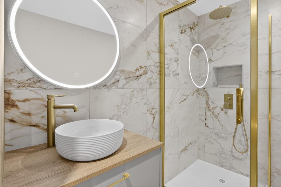 Site 11, Six West The Promenade