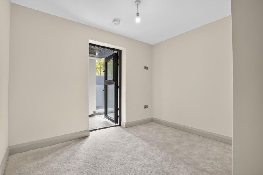 Site 11, Six West The Promenade