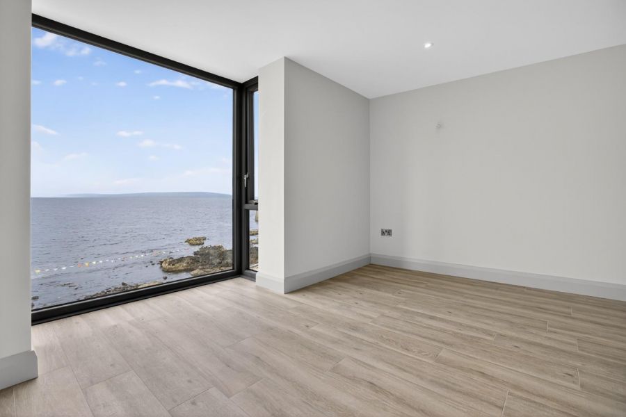 Site 11, Six West The Promenade