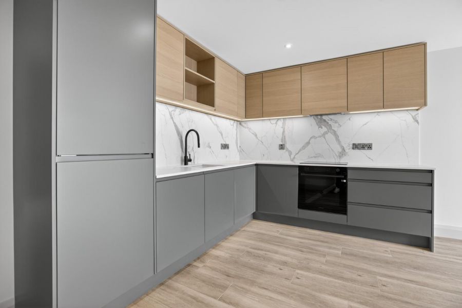 Site 11, Six West The Promenade