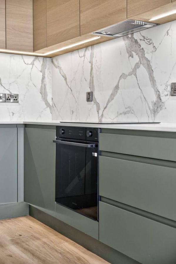 Site 11, Six West The Promenade