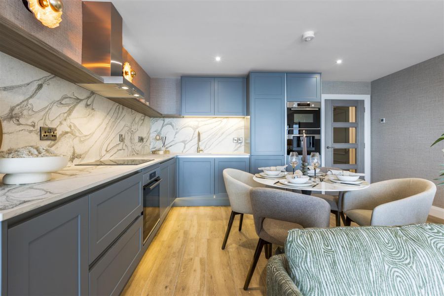 Site 14, Six West The Promenade