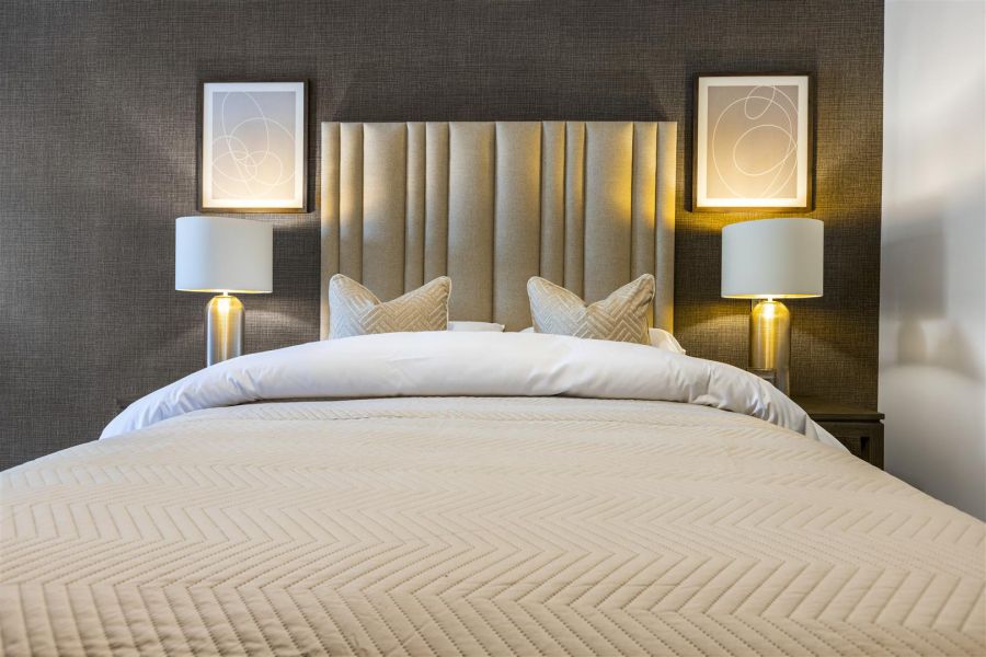 Site 14, Six West The Promenade