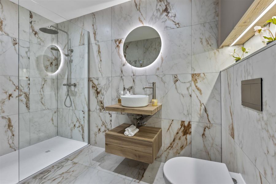 Site 14, Six West The Promenade