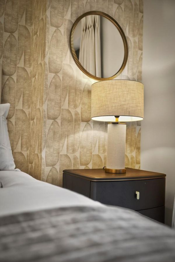 Site 15, Six West The Promenade