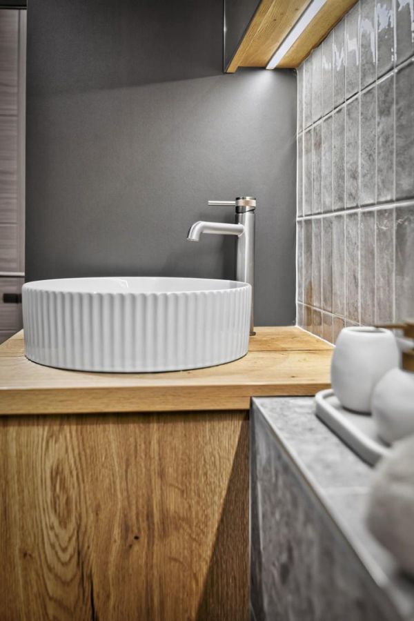 Site 15, Six West The Promenade