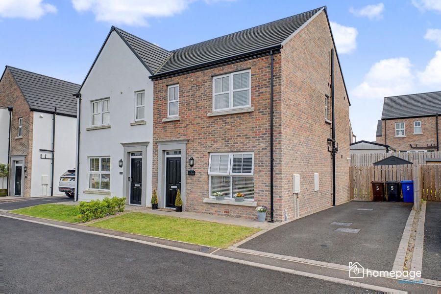 5 Deer Park Close