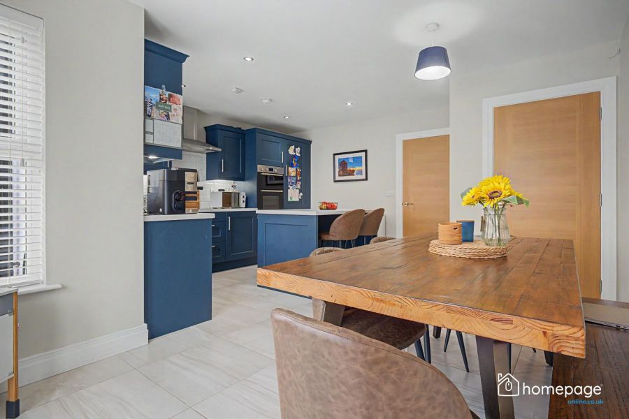 5 Deer Park Close