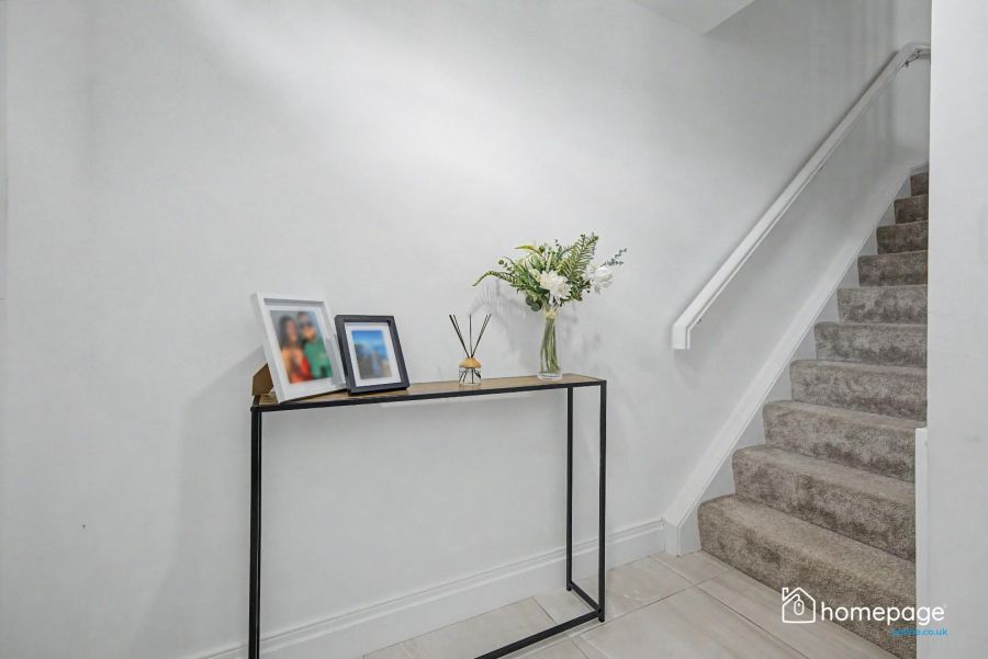 5 Deer Park Close