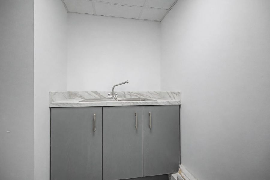 Commercial Unit Gortnessy Meadows