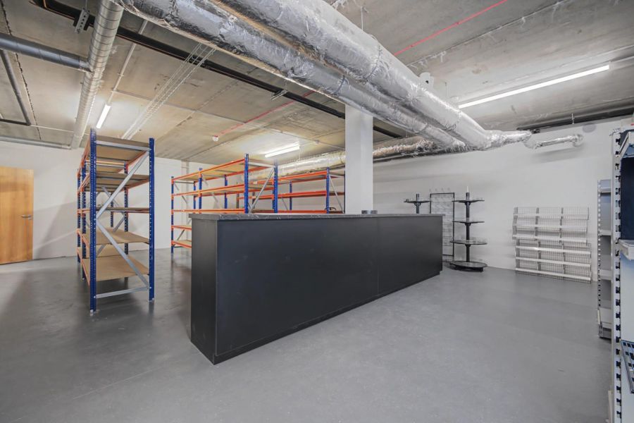 Commercial Unit Gortnessy Meadows