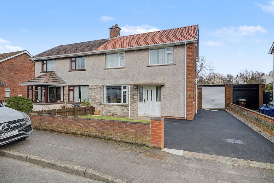 27 Blackburn Crescent