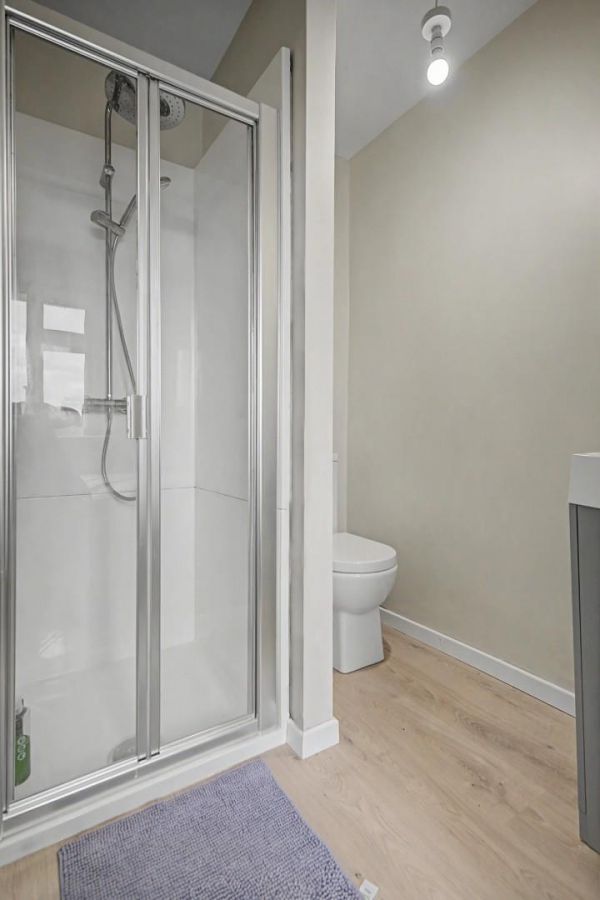 27 Blackburn Crescent