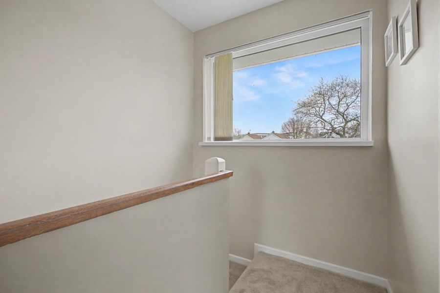 27 Blackburn Crescent