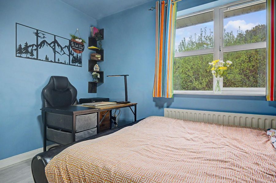 100 Good Shepherd Glen