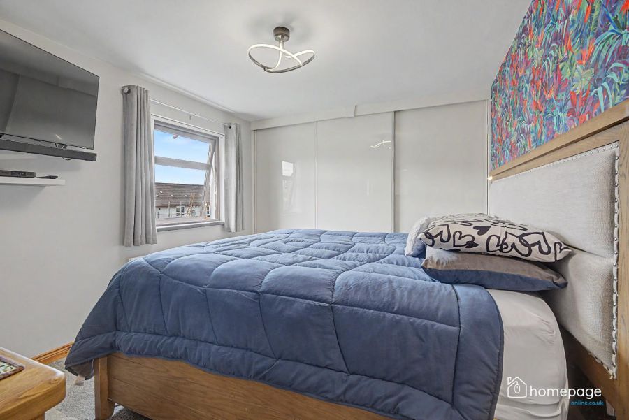25 Shearwater Way