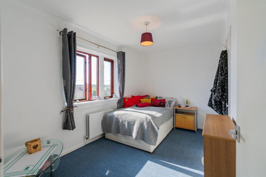 63 Chichester Park Central