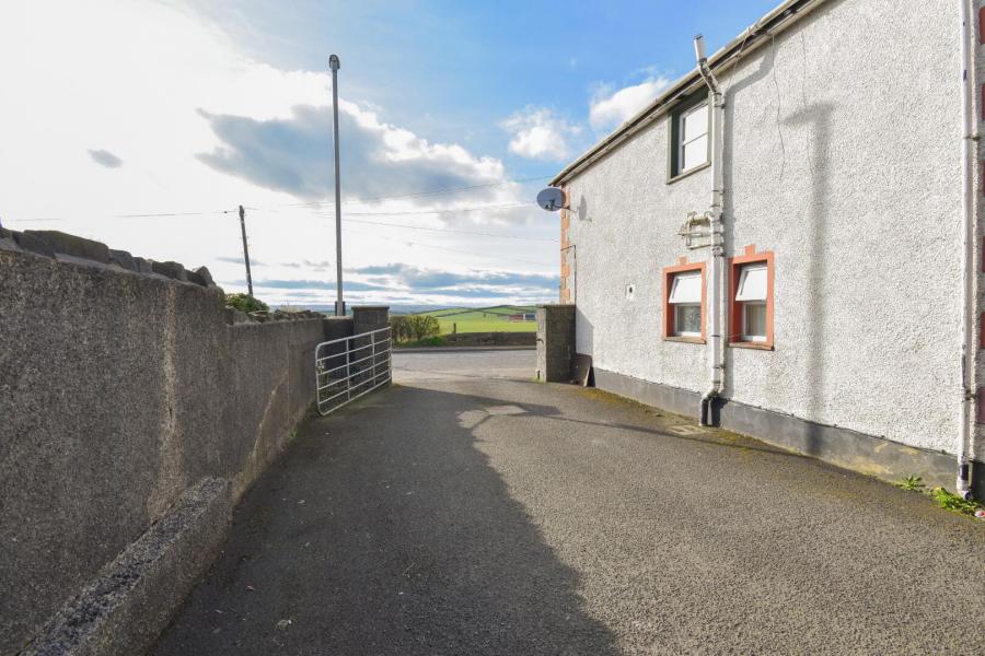 4x Flats, Yard & House, 30a, 30b, 30c, 32a, 32b Ballycregagh Road