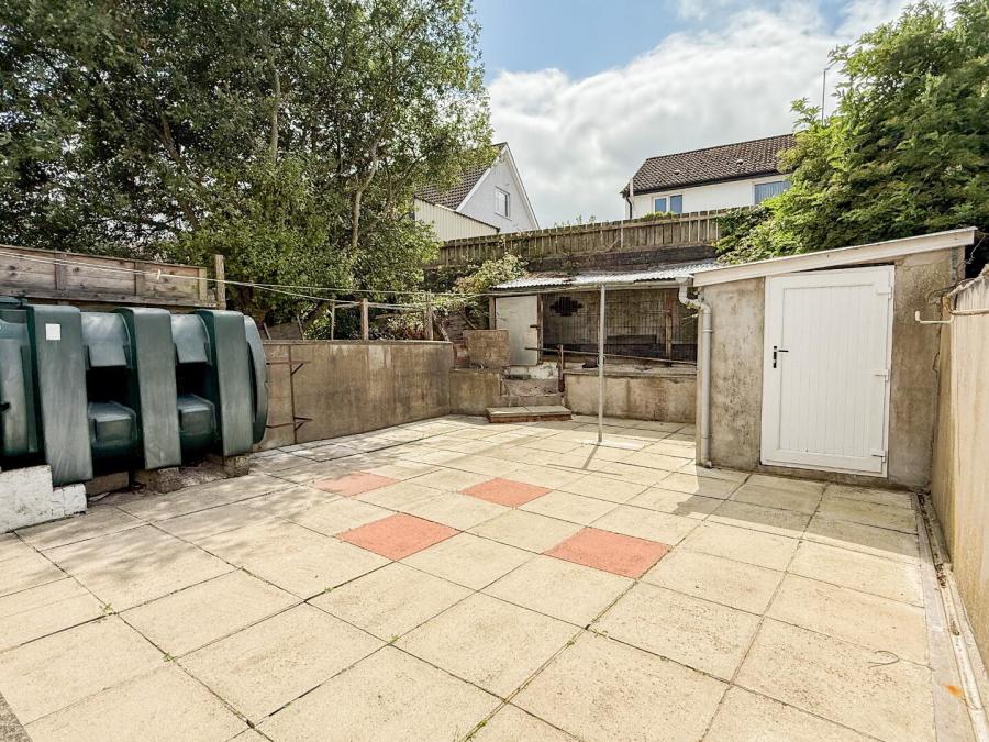 59 Crosshill View