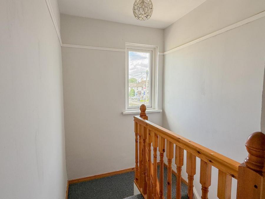 59 Crosshill View