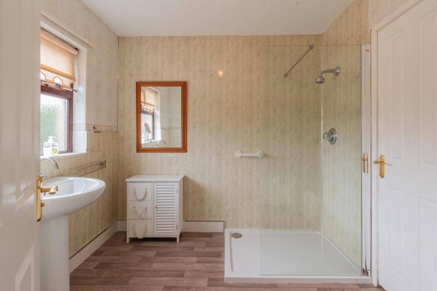 17a Dunnygarran Road