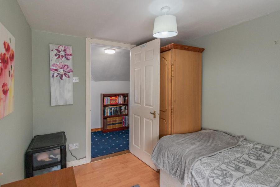 Pinegrove Cottage, 126 Doury Road