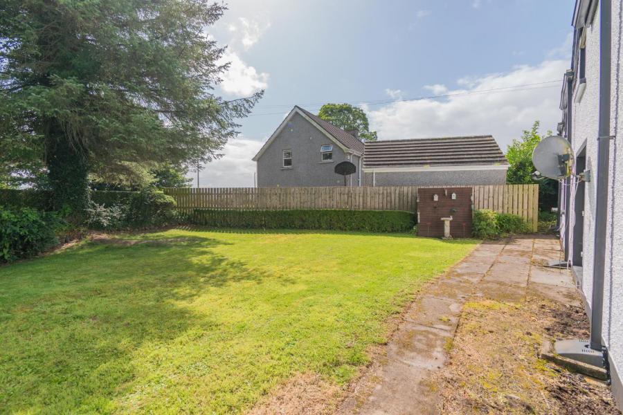 Pinegrove Cottage, 126 Doury Road