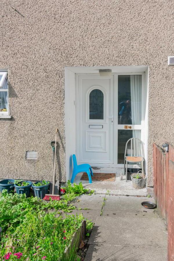 14 Tiree Street