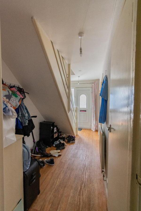14 Tiree Street