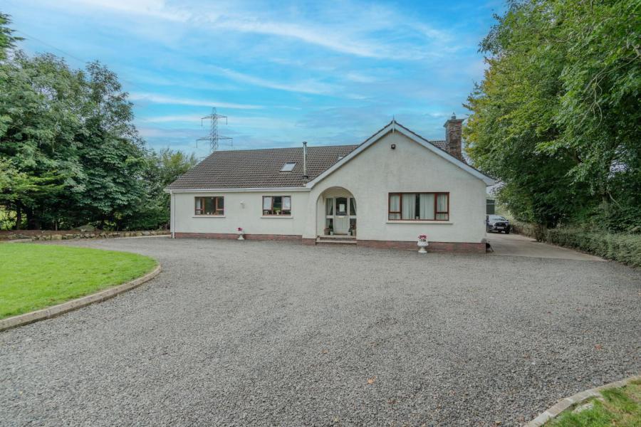 14 Maxwells Road