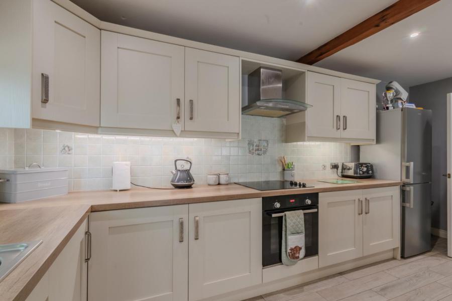 14 Maxwells Road