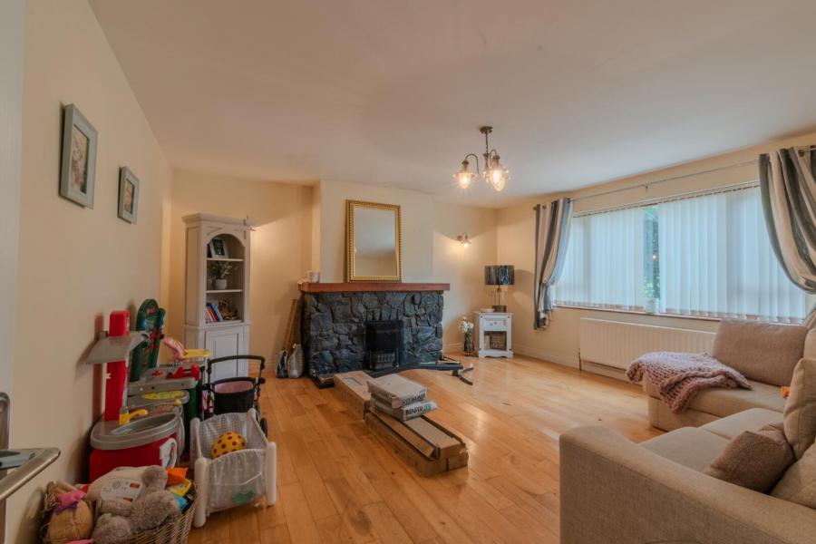 14 Maxwells Road 14 Maxwells Road