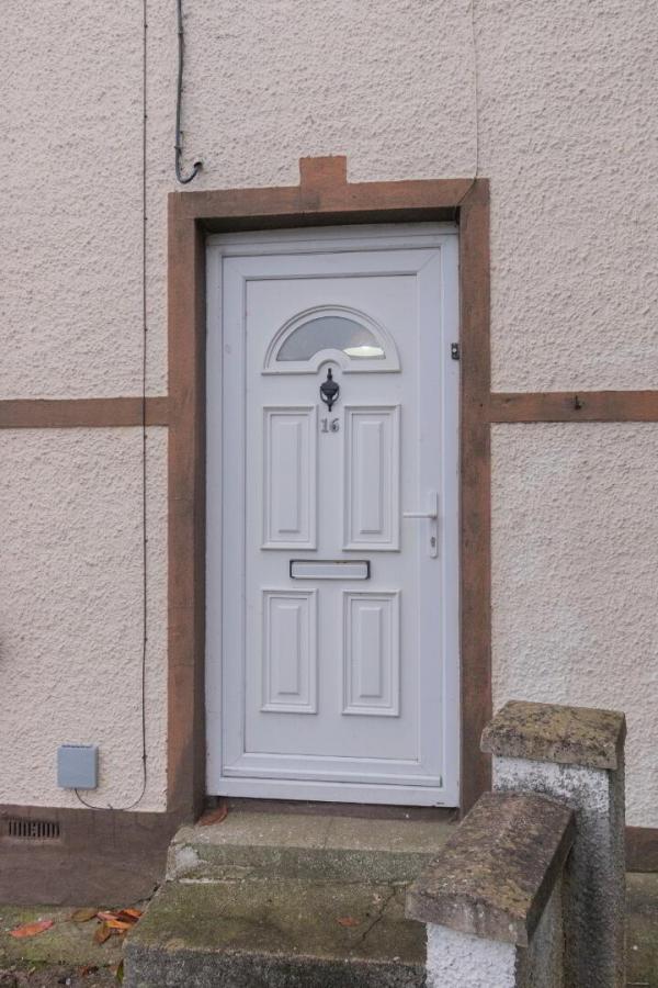 16 Princes Street