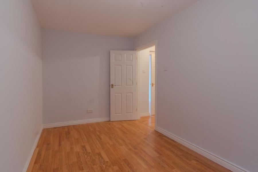 3 Summerfield Mews