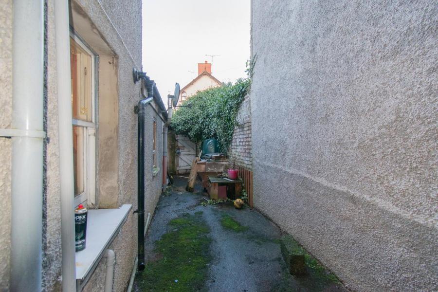 33A & 33B Clonavon Terrace