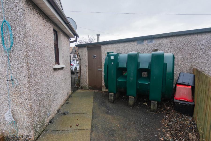 58 Chichester Park Central