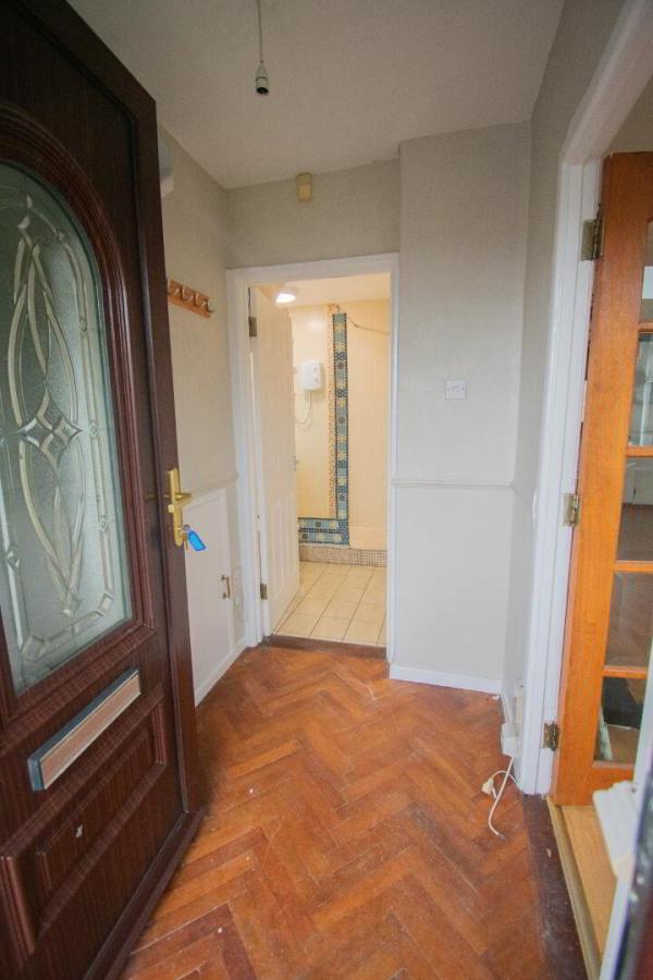 58 Chichester Park Central