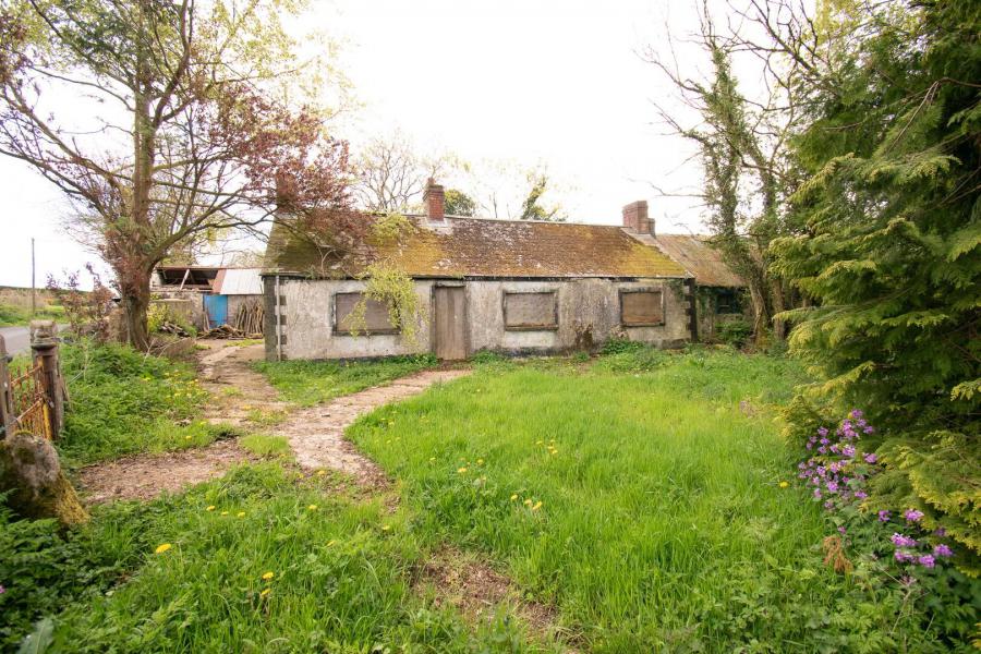 50 & 52 Clonkeen Road