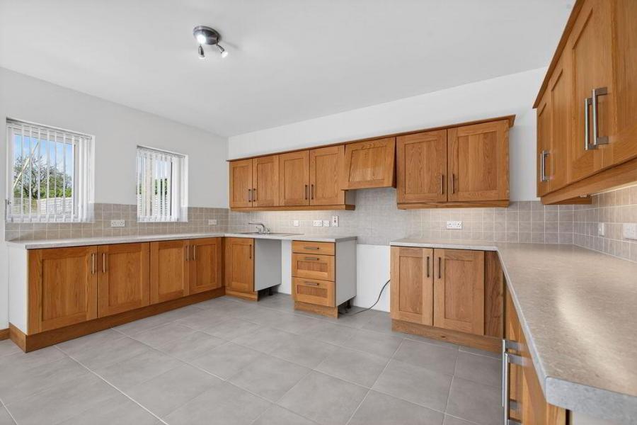 12A Lisnafillon Road