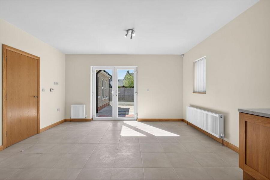 12A Lisnafillon Road