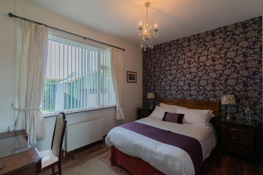 1 Glebe Road