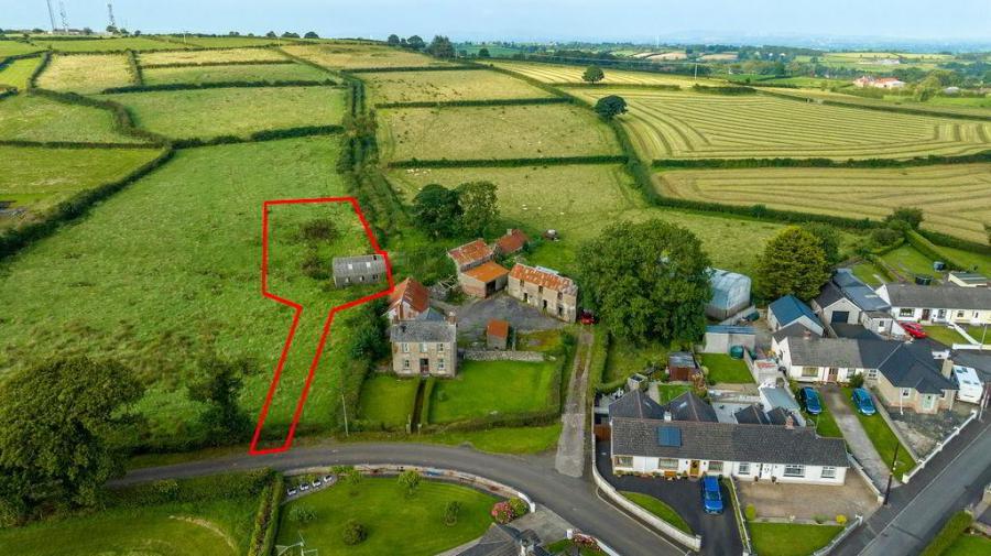 17M North Of 21 Tully Road 17M North Of 21 Tully Road