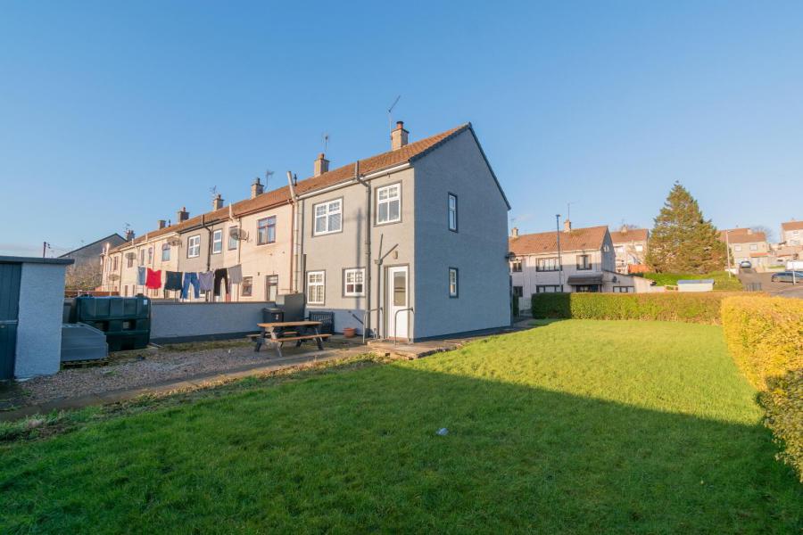 2 Chichester Park West