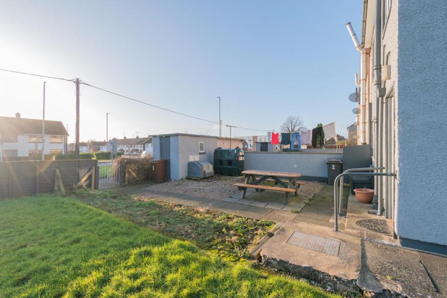 2 Chichester Park West